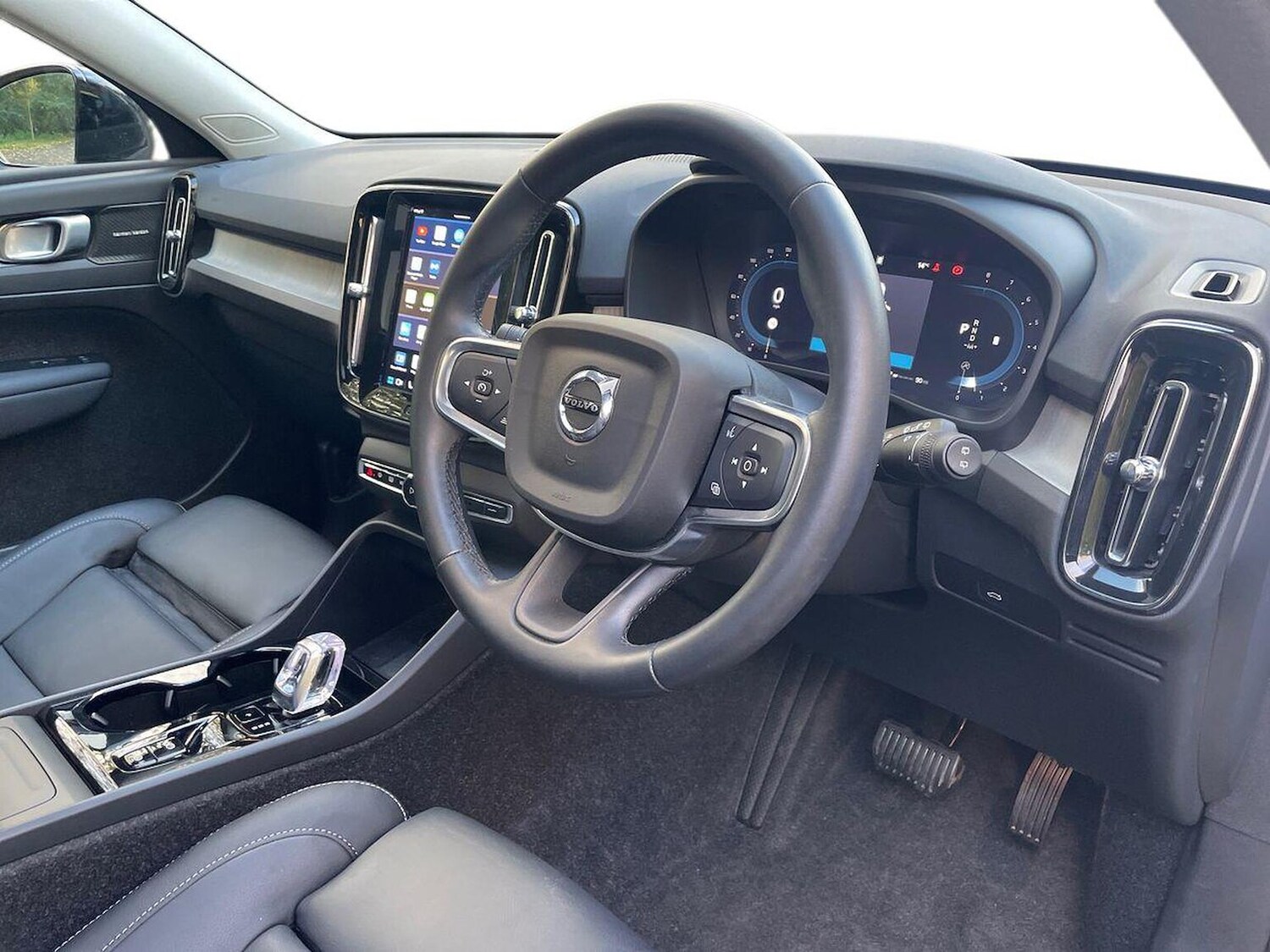 Used Volvo XC40 2025 for sale - 76396955: Photo 15