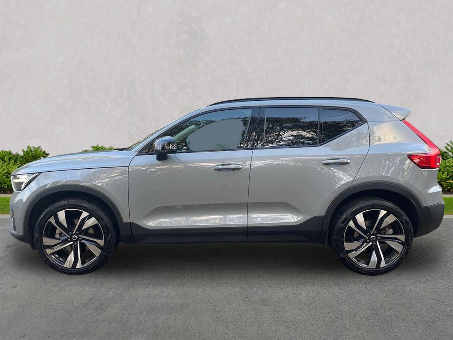 Used Volvo XC40 2025 for sale - 76396955: Photo 19