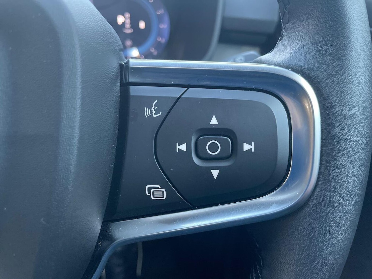 Used Volvo XC40 2025 for sale - 76396955: Photo 26