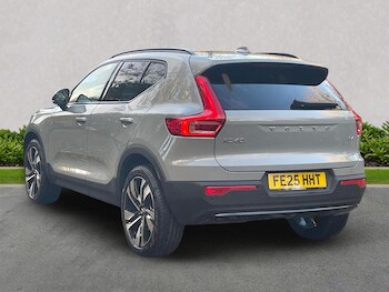 Used Volvo XC40 2025 for sale - 76396955: Photo