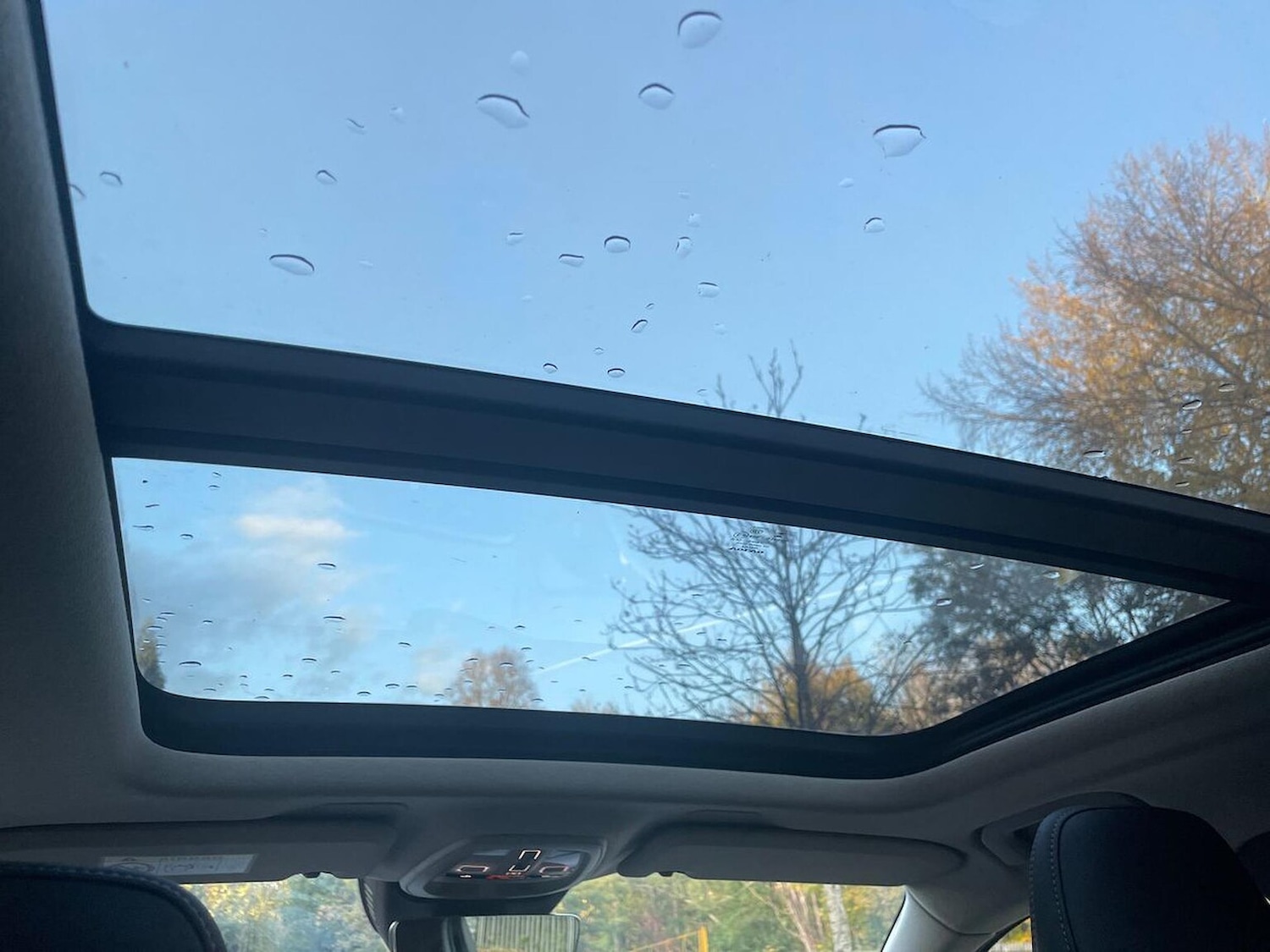 Used Volvo XC40 2025 for sale - 76396955: Photo 32