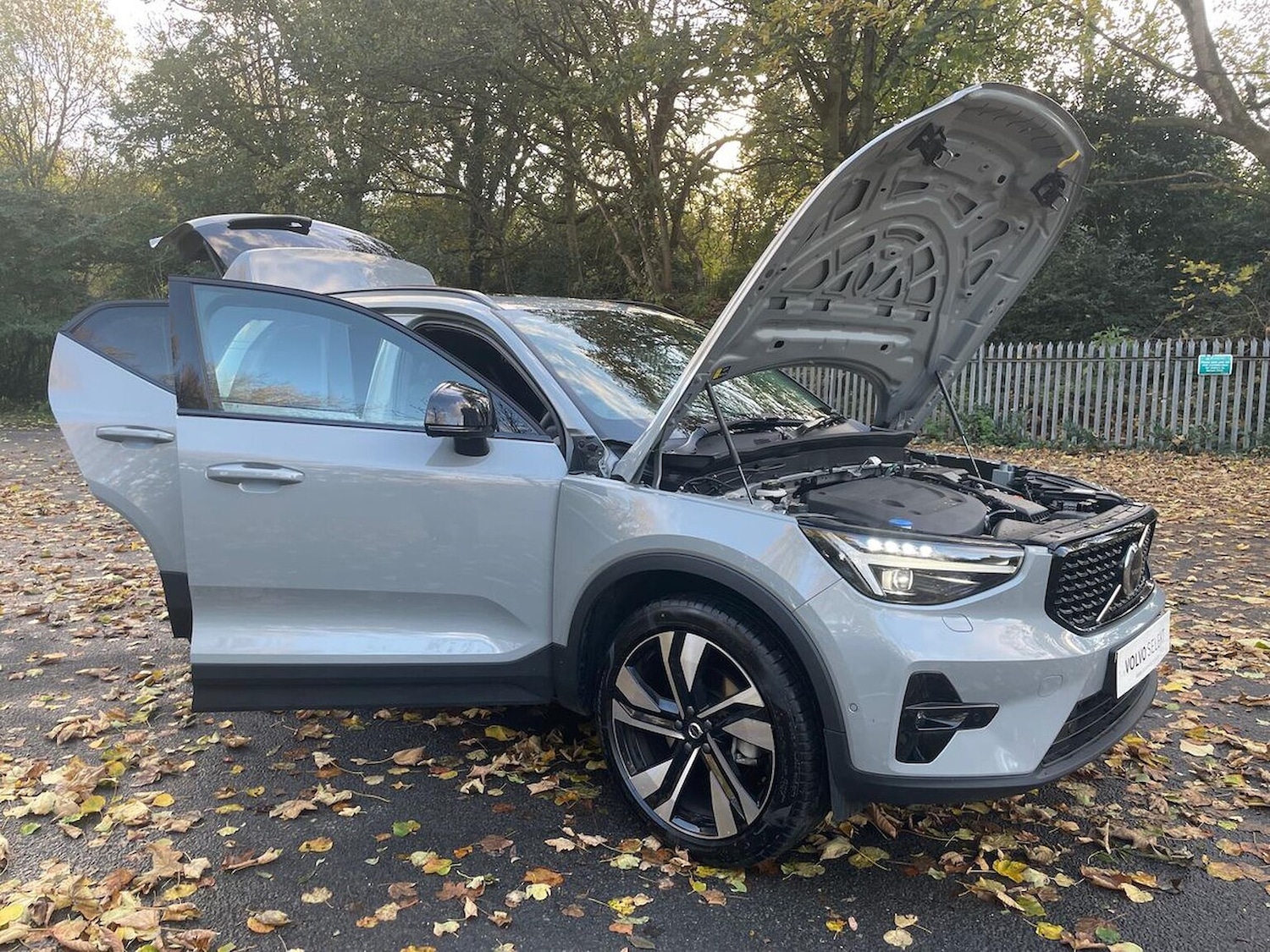 Used Volvo XC40 2025 for sale - 76396955: Photo 40