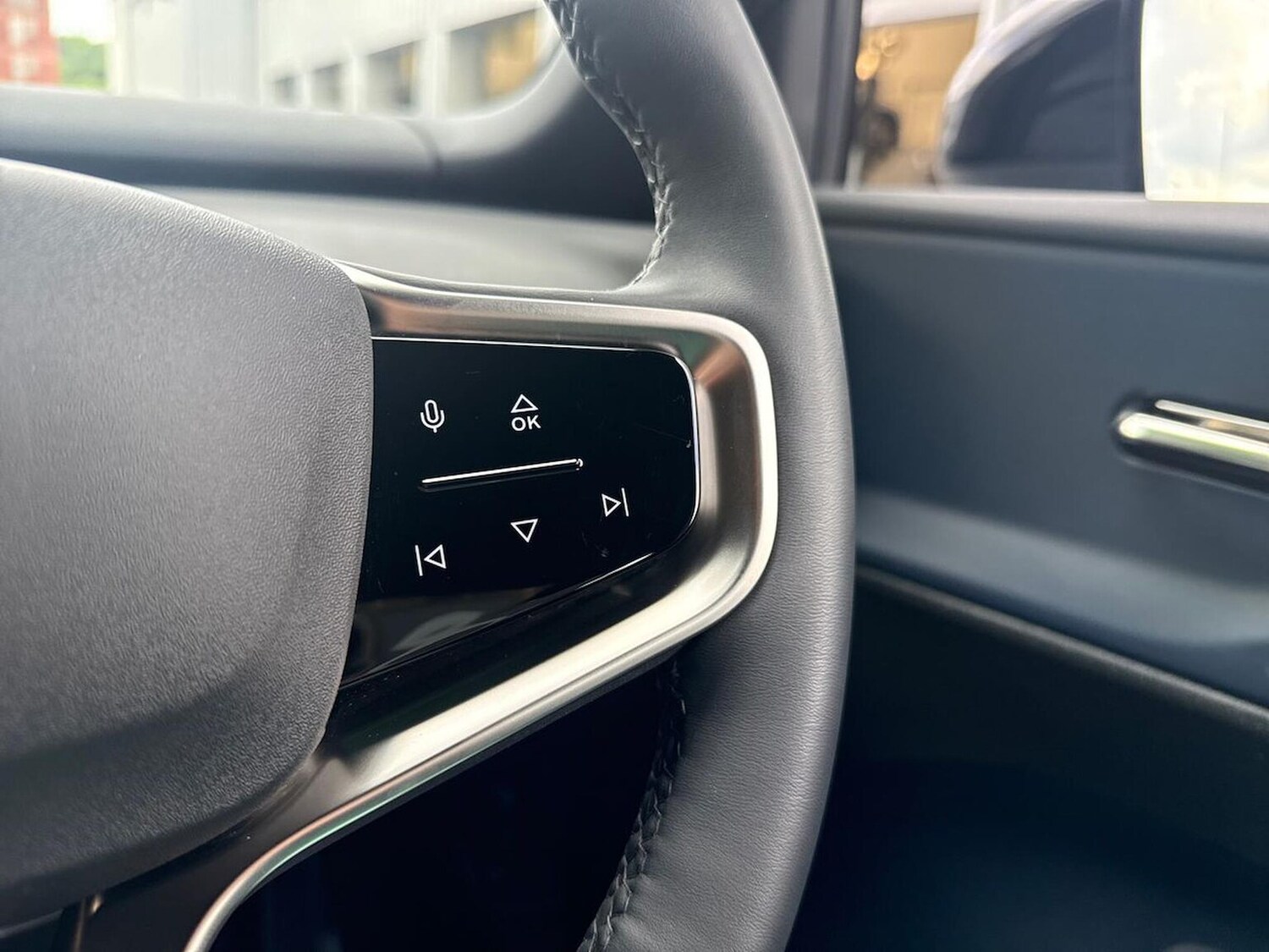 Used Volvo EX30 2024 for sale - 76353632: Photo 23