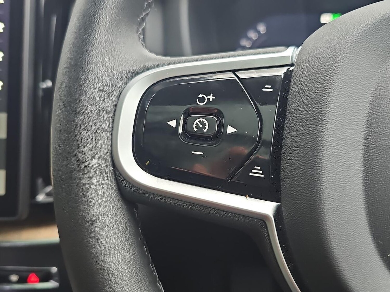 Used Volvo XC60 2025 for sale - 78191406: Photo 29