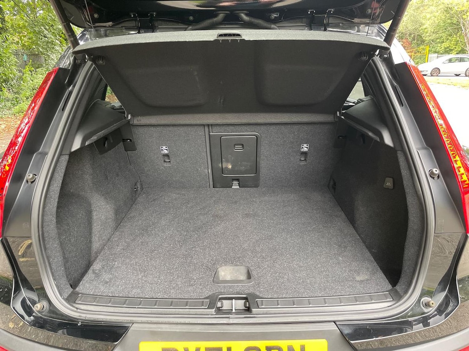 Used Volvo XC40 2021 for sale - 76347033: Photo 17