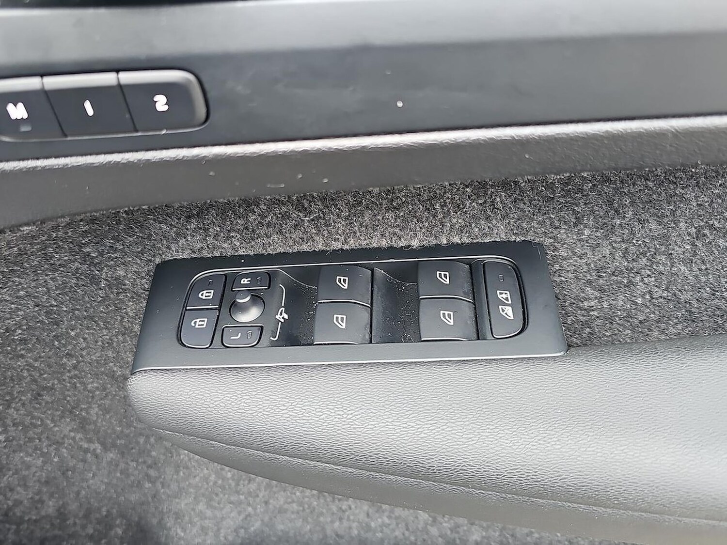 Used Volvo XC40 2025 for sale - 78191345: Photo 23