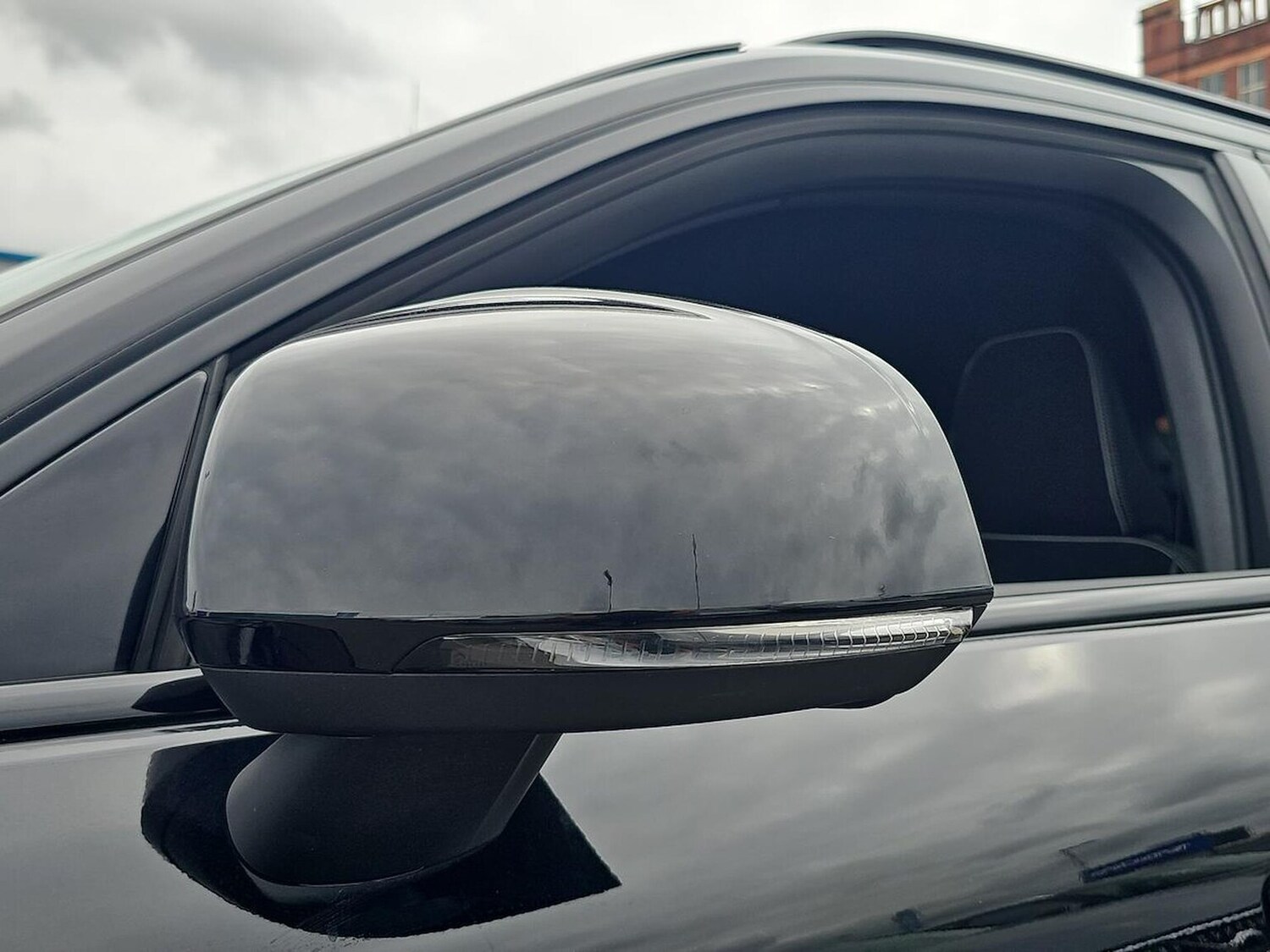 Used Volvo XC40 2025 for sale - 78191345: Photo 37