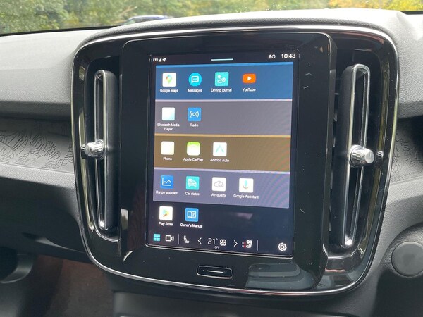 Used Volvo XC40 2025 for sale - 76293095: Photo 11