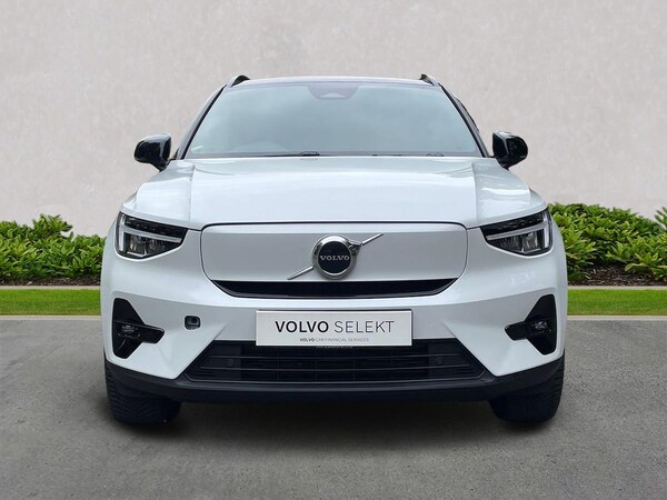 Used Volvo XC40 2025 for sale - 76293095: Photo 5