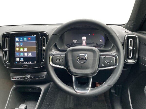 Used Volvo XC40 2025 for sale - 76293095: Photo 9