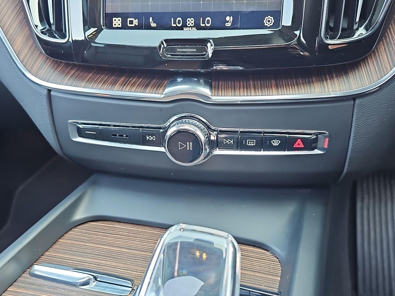 Used Volvo XC60 2023 for sale - 78191384: Photo 14