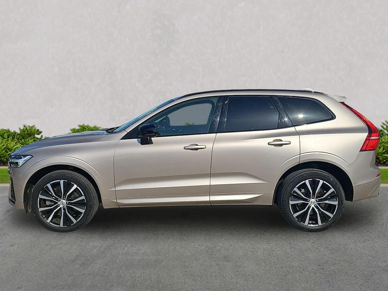 Used Volvo XC60 2023 for sale - 78191384: Photo 21