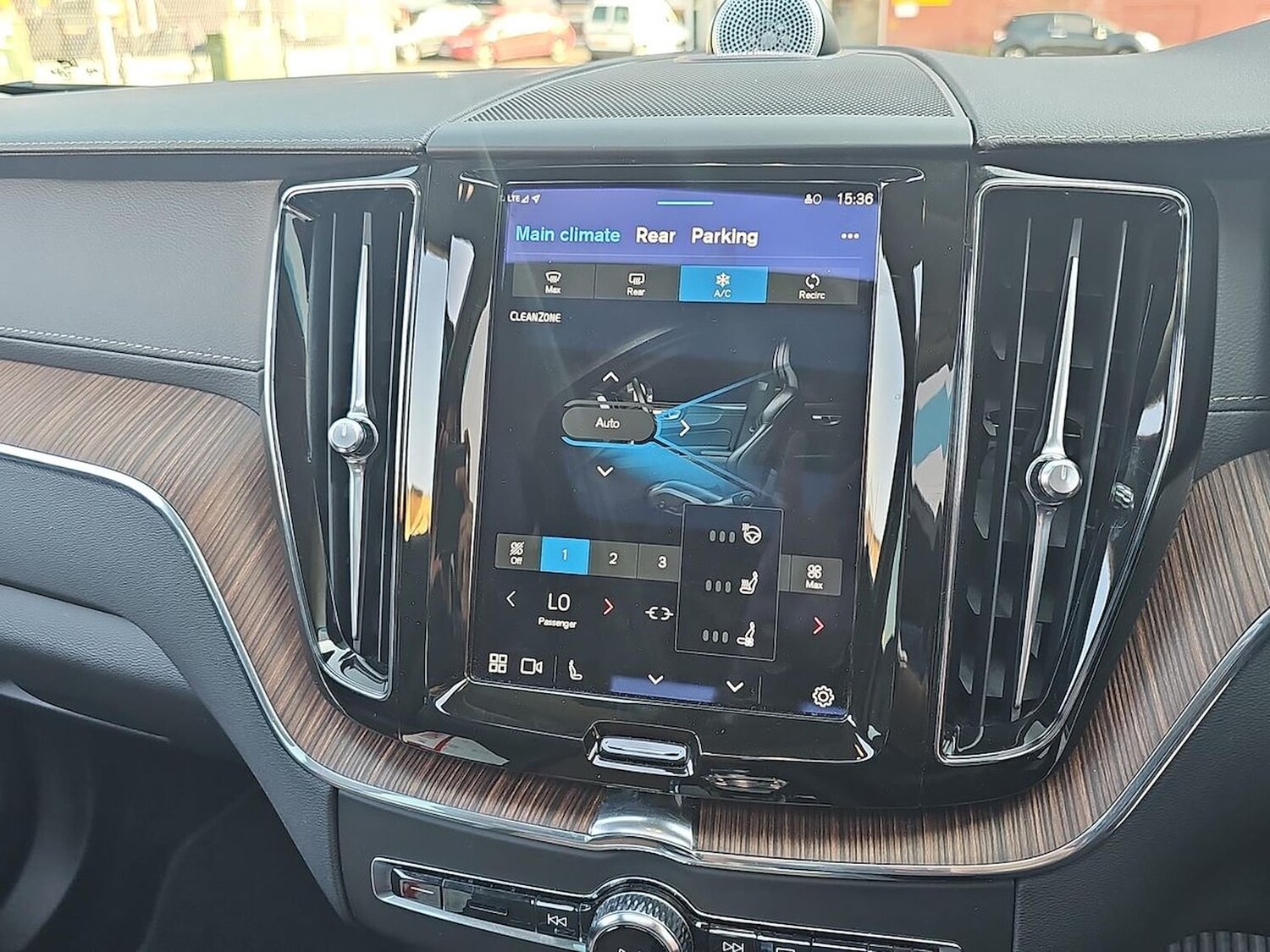 Used Volvo XC60 2023 for sale - 78191384: Photo 26