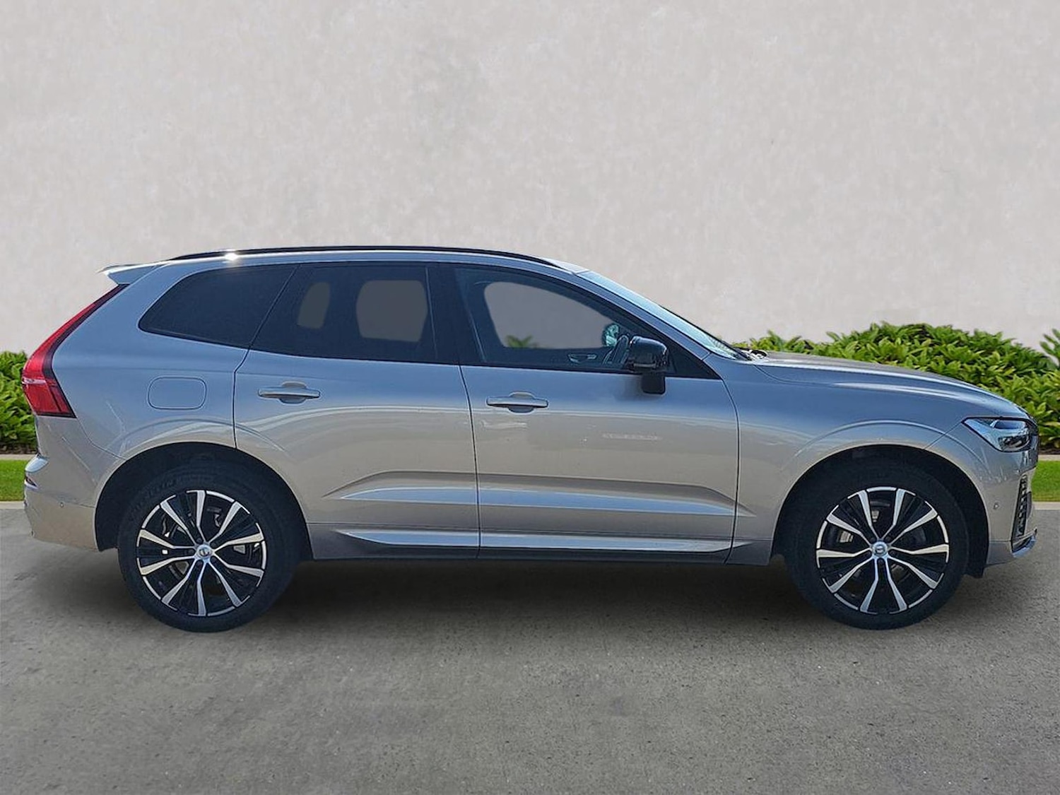 Used Volvo XC60 2023 for sale - 78191384: Photo 5