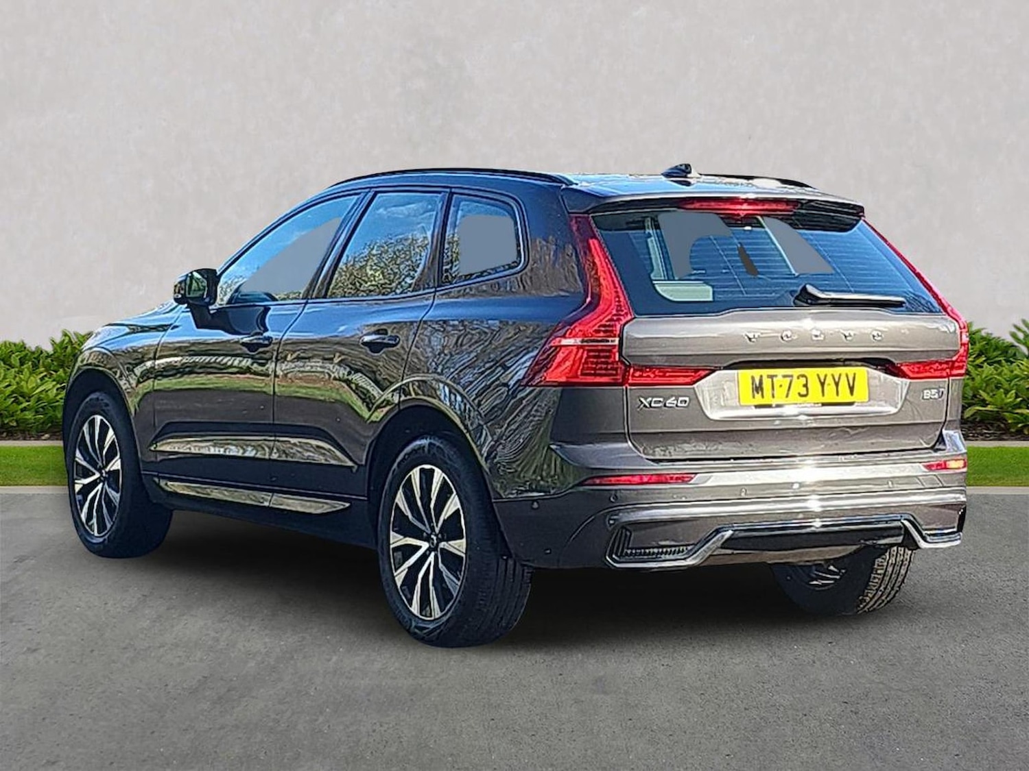 Used Volvo XC60 2023 for sale - 78191306: Photo 2