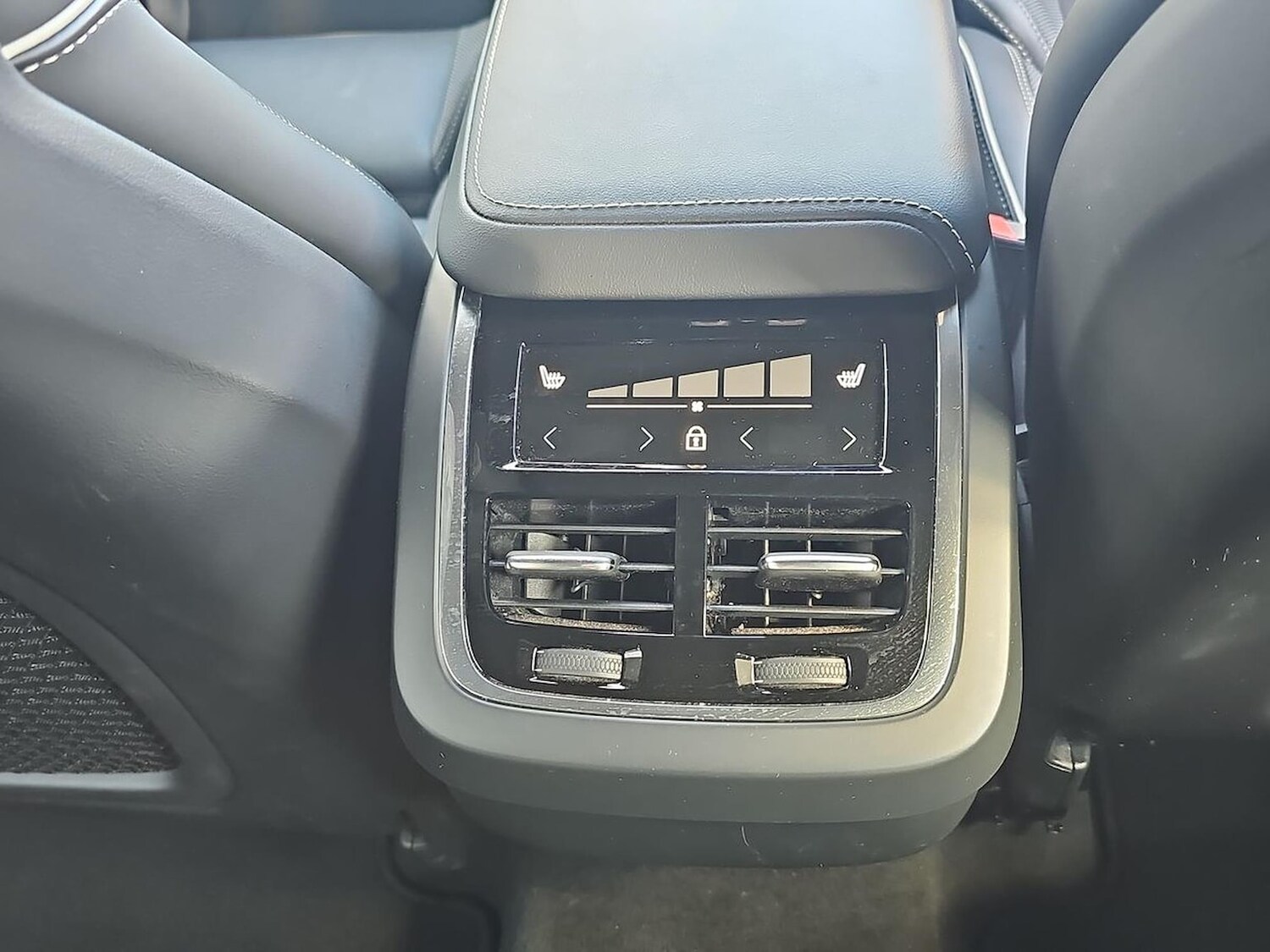 Used Volvo XC60 2023 for sale - 78191306: Photo 39