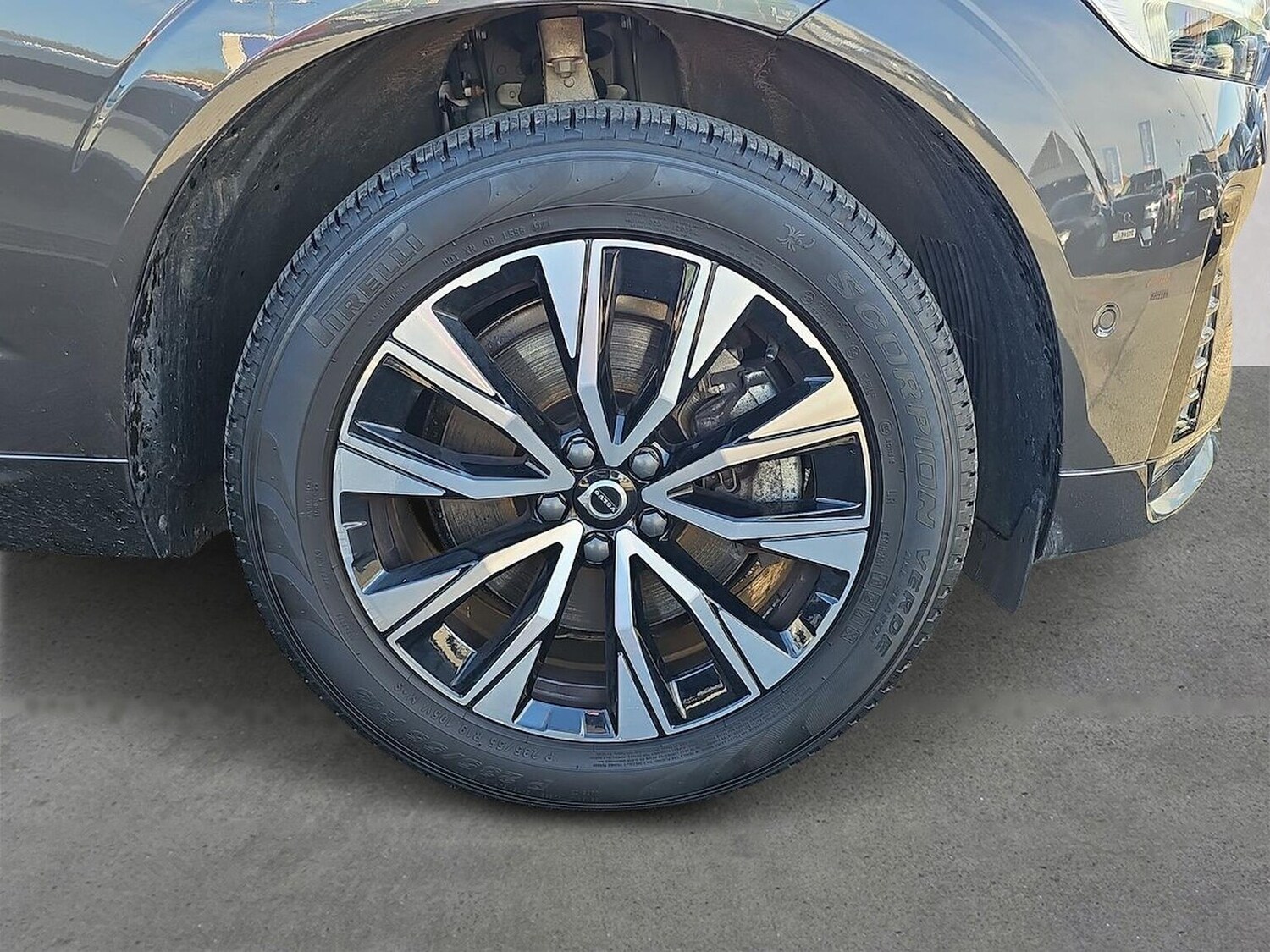 Used Volvo XC60 2023 for sale - 78191306: Photo 8