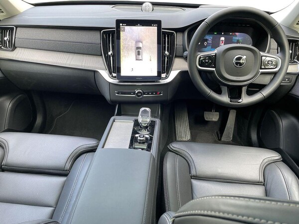 Used Volvo XC90 2025 for sale - 76182499: Photo 8