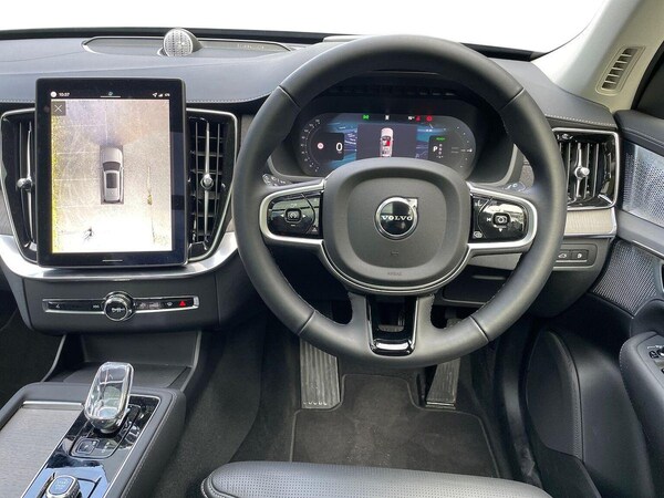 Used Volvo XC90 2025 for sale - 76182499: Photo 9