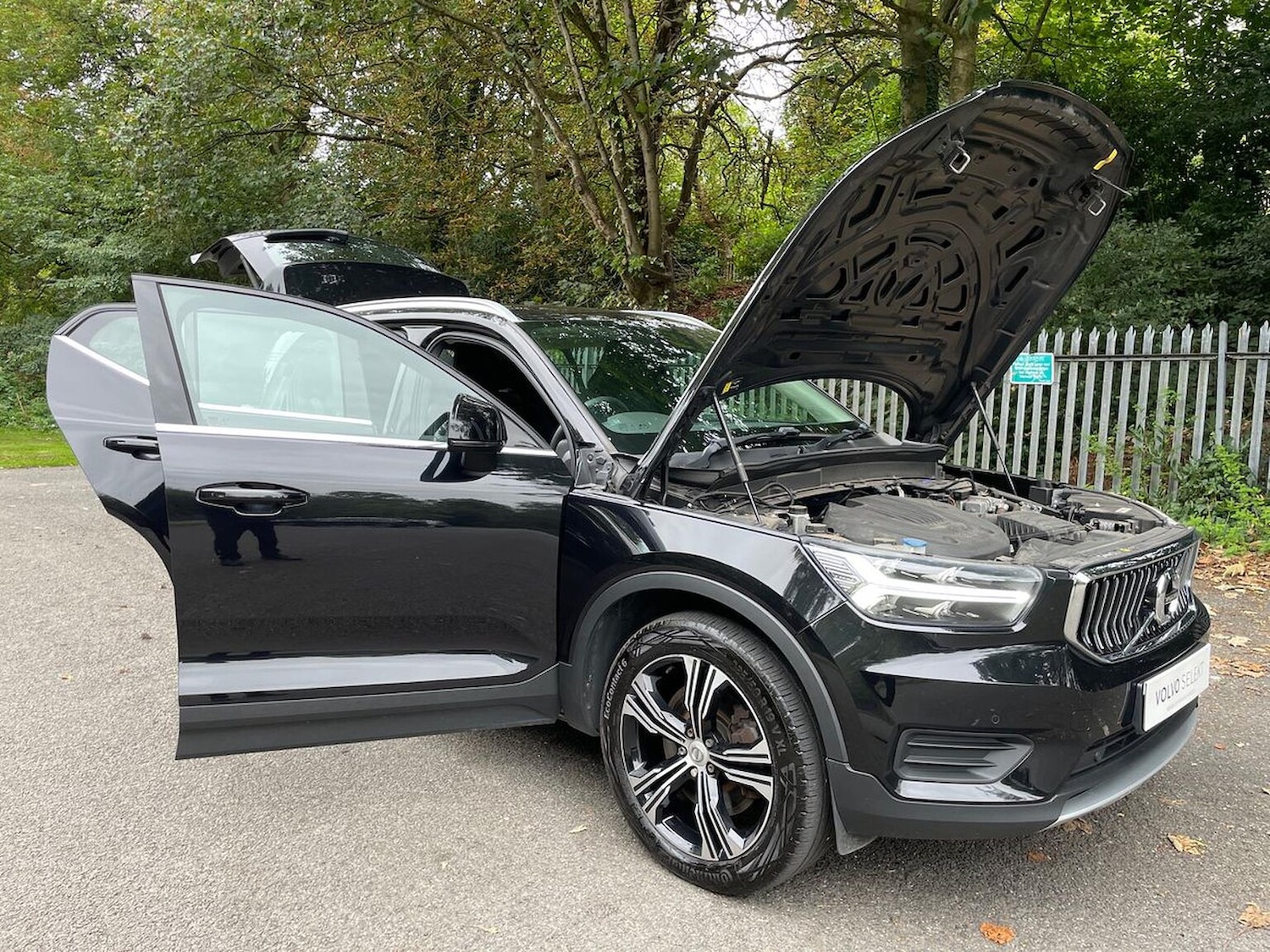 Used Volvo XC40 2022 for sale - 76101423: Photo 37