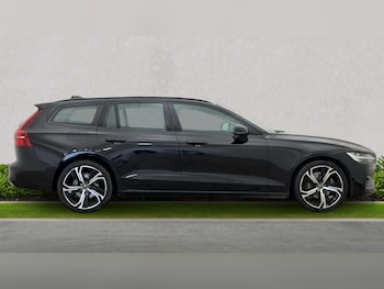 Used Volvo V60 2025 for sale - 78324464: Photo