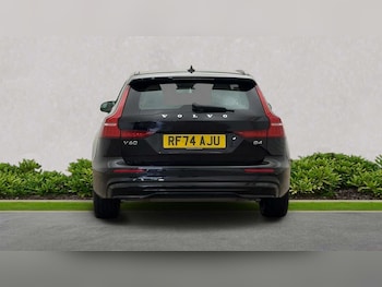 Used Volvo V60 2025 for sale - 78324464: Photo