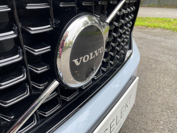 Used Volvo XC40 2024 for sale - 76253688: Photo 33
