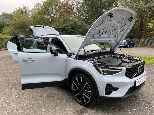 Used Volvo XC40 2024 for sale - 76253688: Photo 40