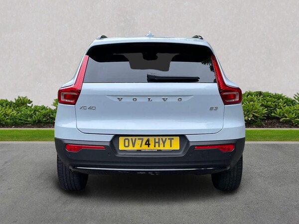 Used Volvo XC40 2024 for sale - 76253688: Photo 4