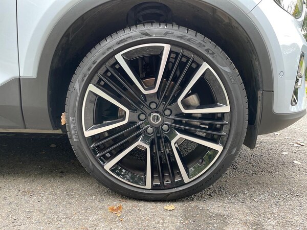 Used Volvo XC40 2024 for sale - 76253688: Photo 6