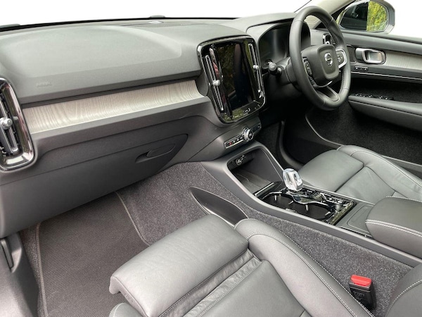 Used Volvo XC40 2024 for sale - 76253688: Photo 7