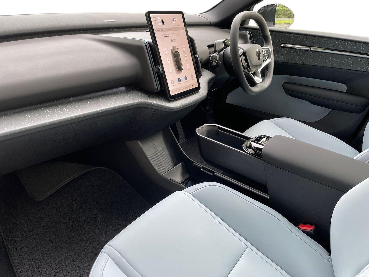 Used Volvo EX30 2025 for sale - 76807494: Photo 7