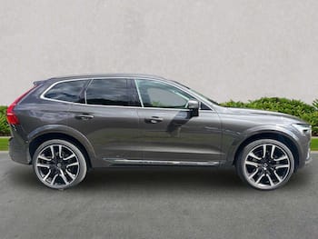 Used Volvo XC60 2025 for sale - 79580782: Photo