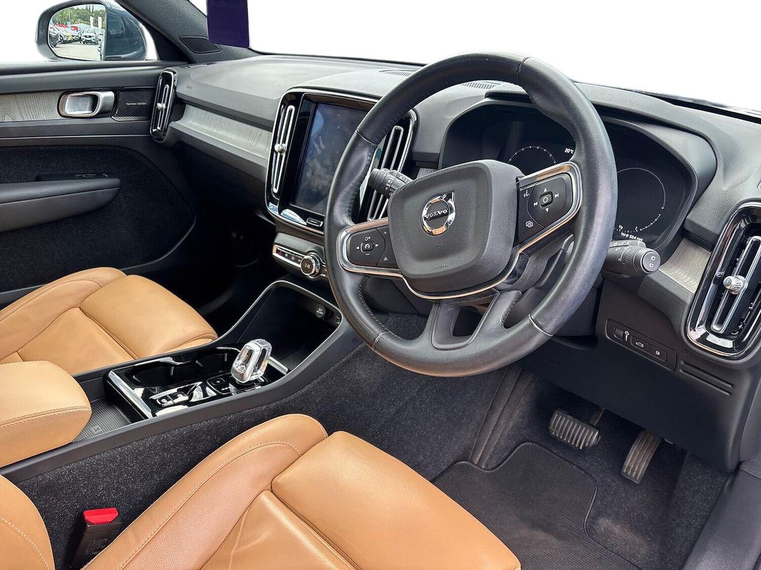 Used Volvo XC40 2020 for sale - 76005836: Photo 15