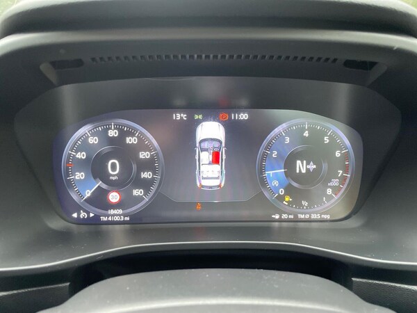 Used Volvo XC40 2021 for sale - 76225140: Photo 10