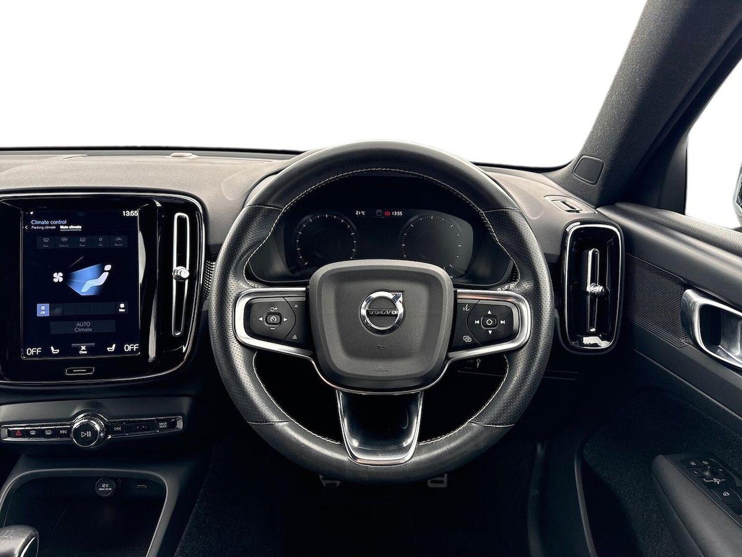 Used Volvo XC40 2020 for sale - 76699389: Photo 9