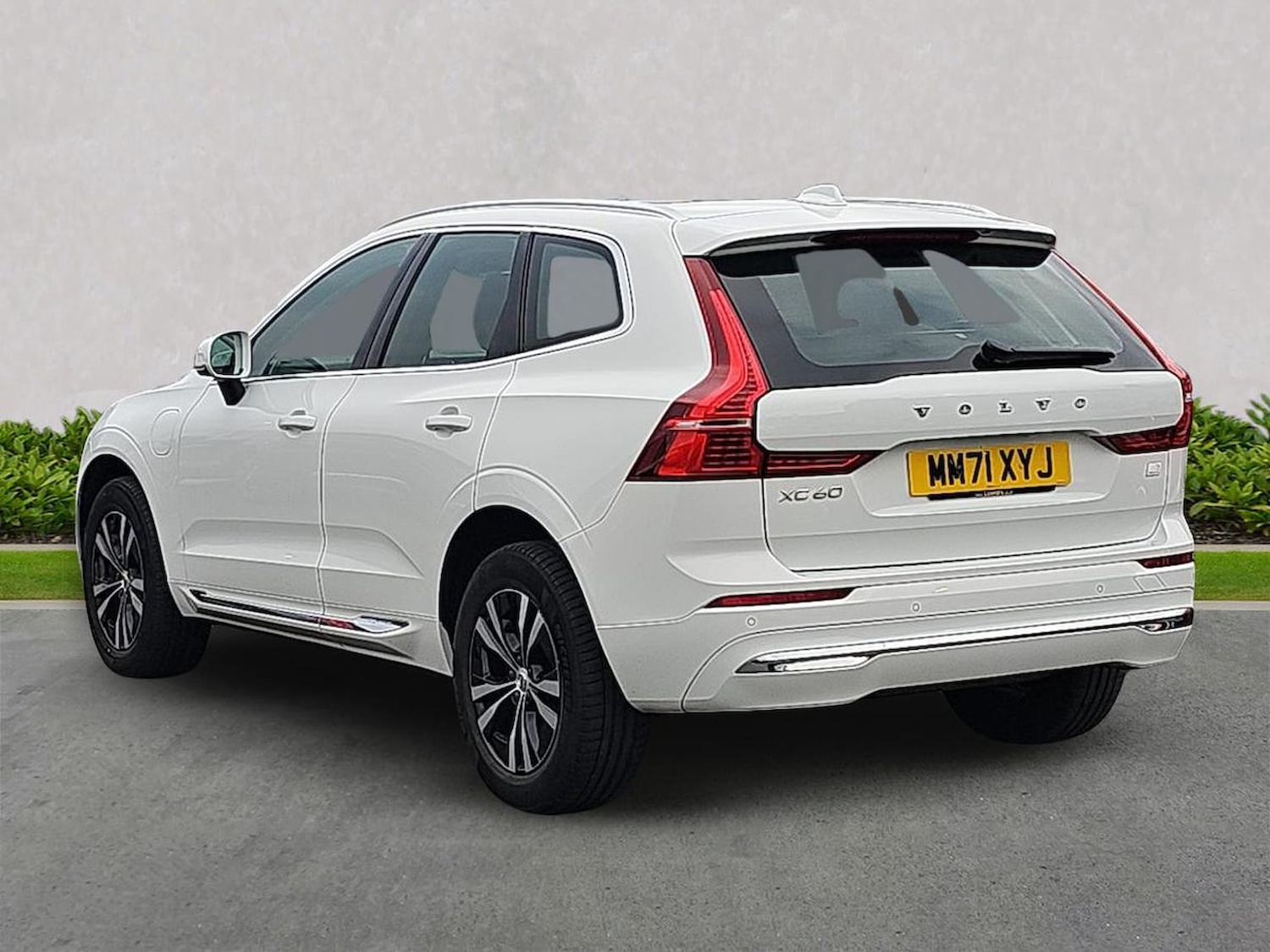 Used Volvo XC60 2022 for sale - 78191347: Photo 2