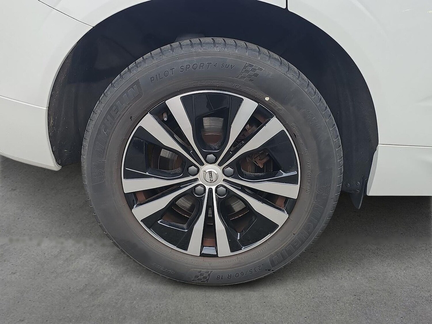 Used Volvo XC60 2022 for sale - 78191347: Photo 8