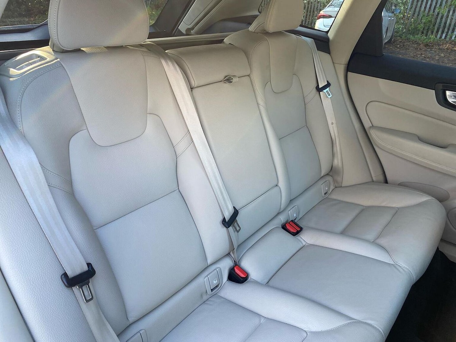 Used Volvo XC60 2023 for sale - 76693421: Photo 16