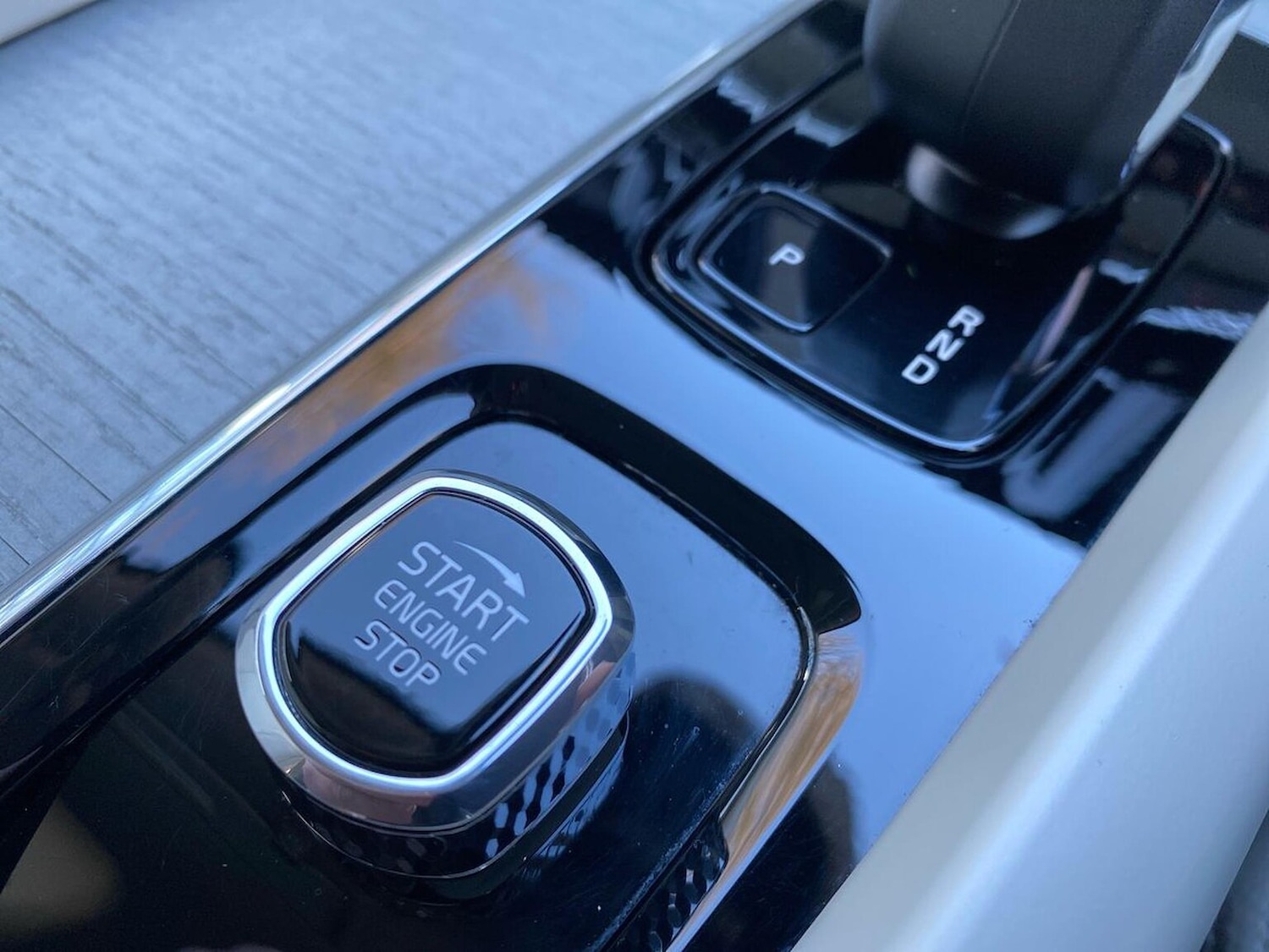 Used Volvo XC60 2023 for sale - 76693421: Photo 22