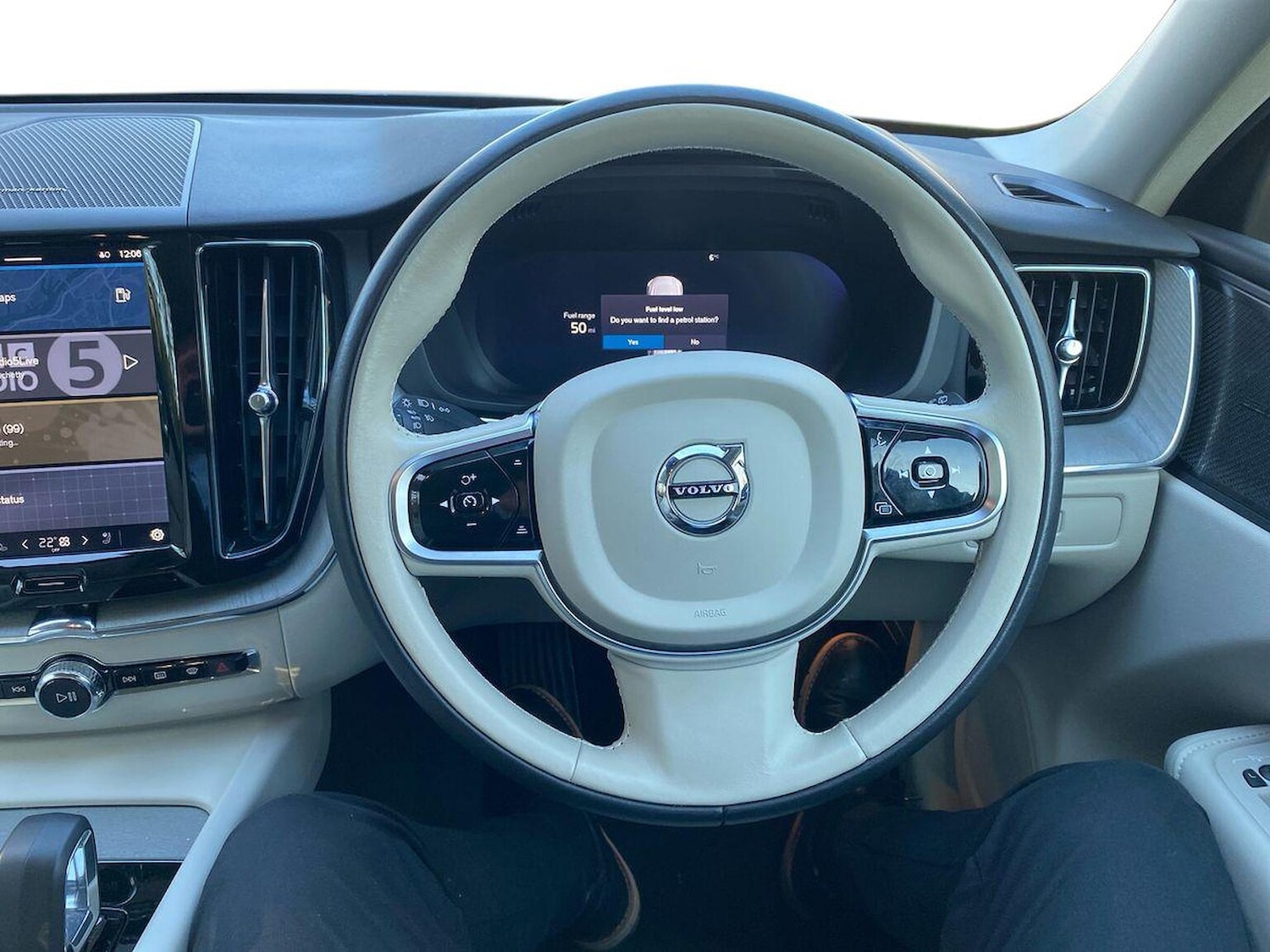 Used Volvo XC60 2023 for sale - 76693421: Photo 9