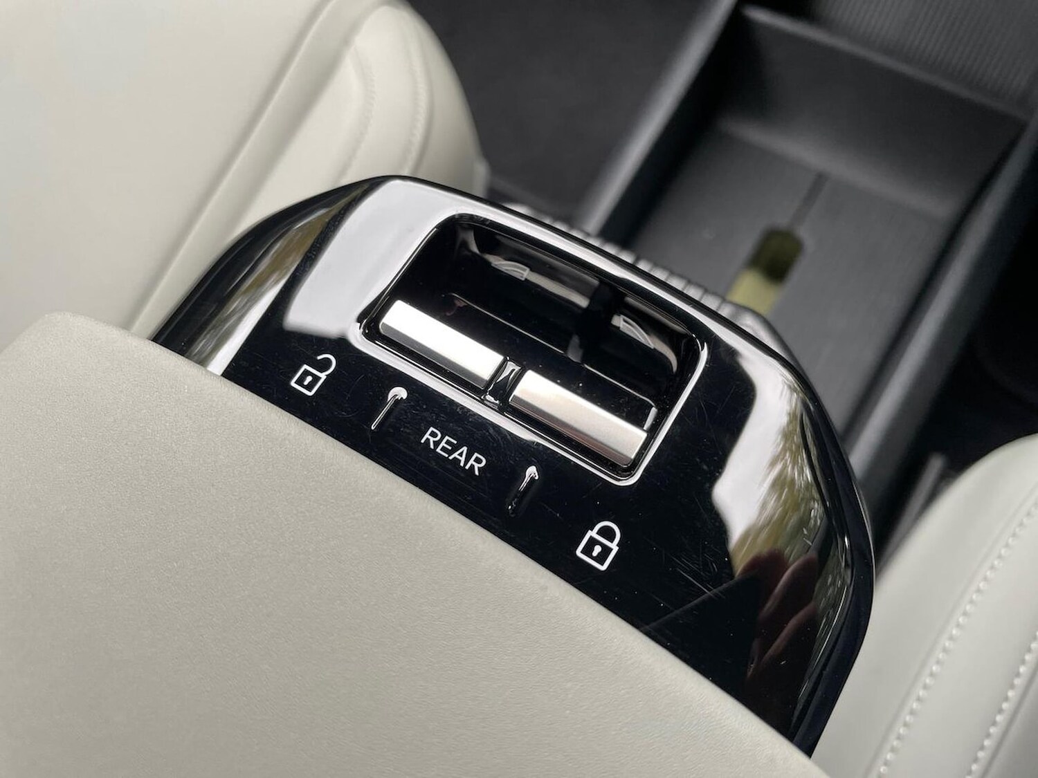 Used Volvo EX30 2024 for sale - 76357961: Photo 12