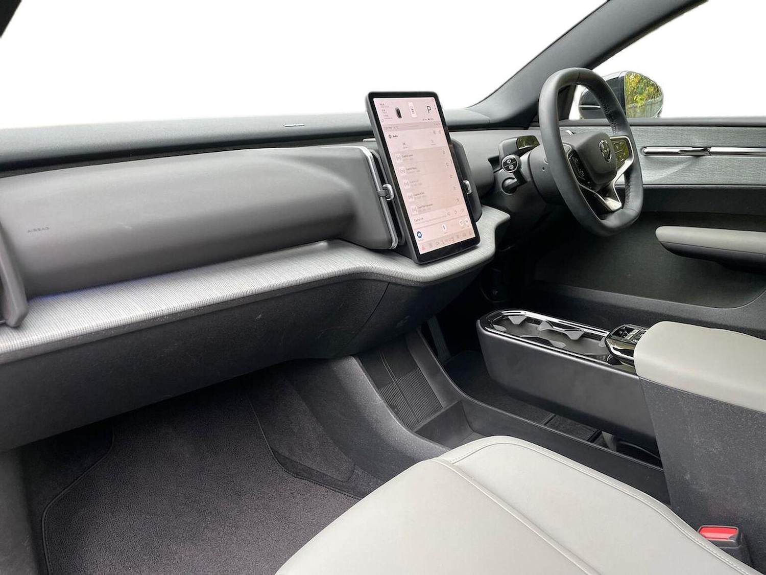 Used Volvo EX30 2024 for sale - 76357961: Photo 7