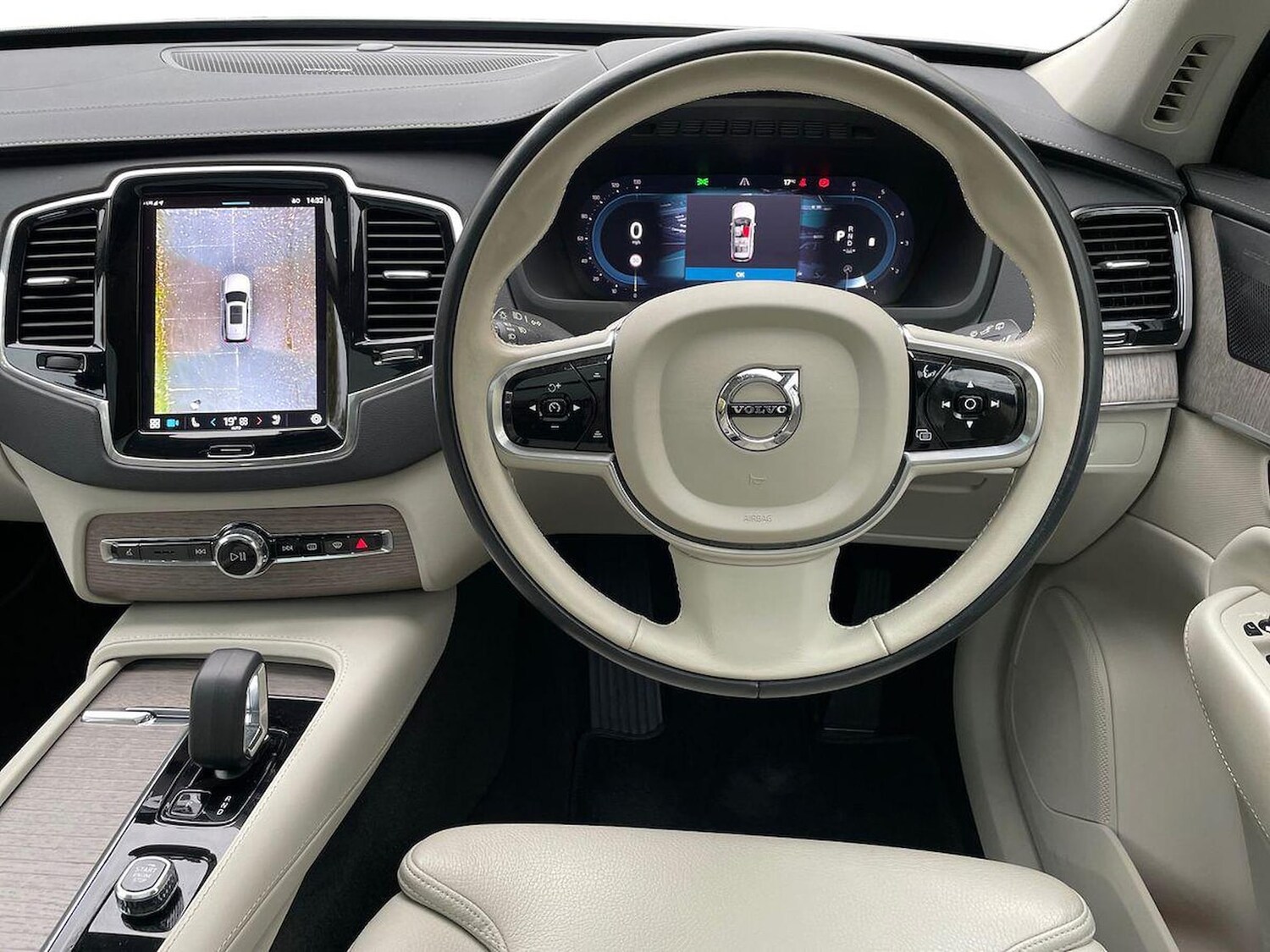 Used Volvo XC90 2022 for sale - 76490769: Photo 9