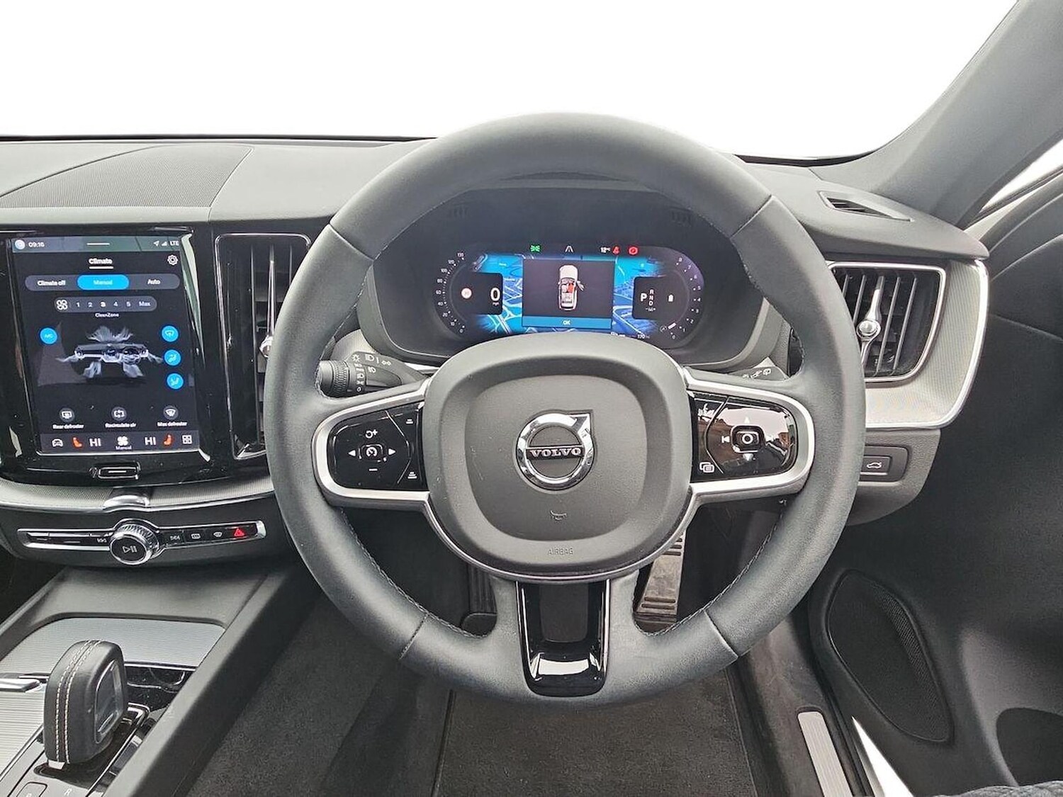 Used Volvo XC60 2022 for sale - 78191301: Photo 11