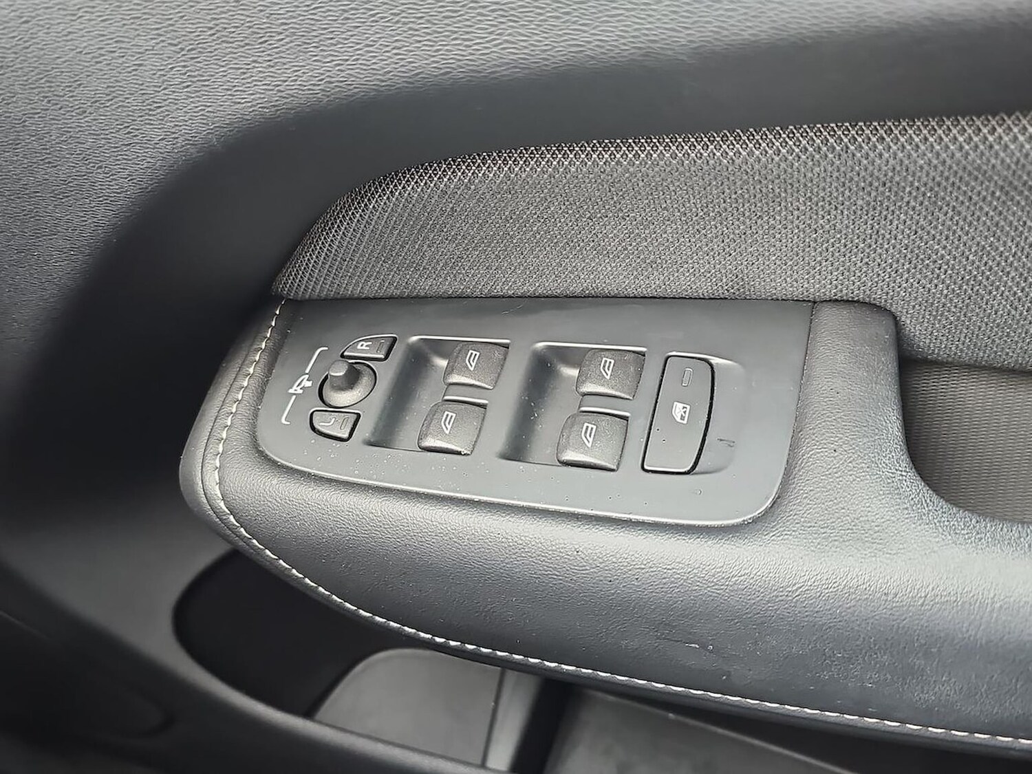 Used Volvo XC60 2022 for sale - 78191301: Photo 23