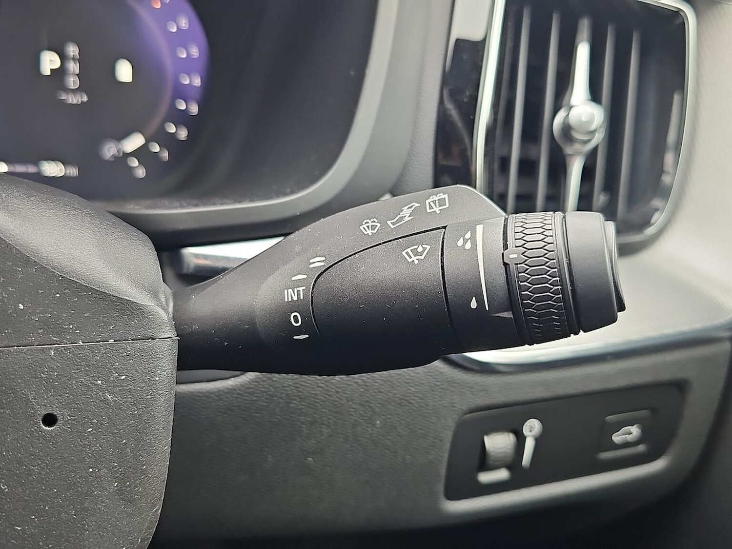 Used Volvo XC60 2022 for sale - 78191301: Photo 30