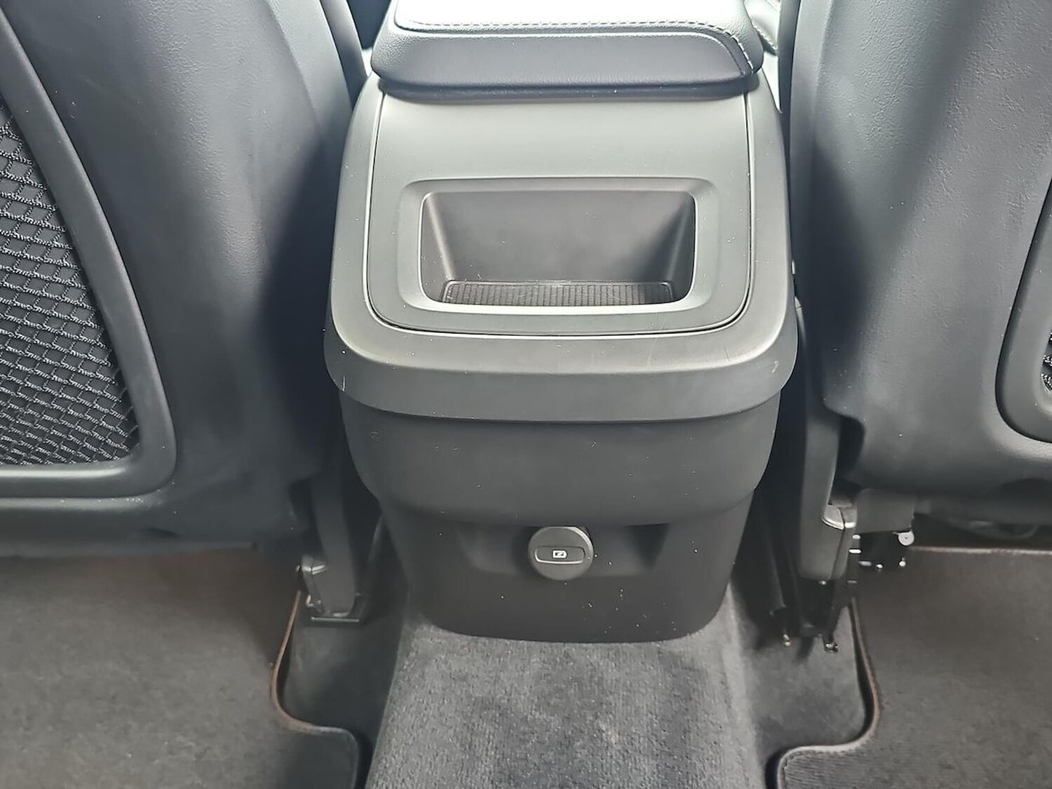 Used Volvo XC60 2022 for sale - 78191301: Photo 38