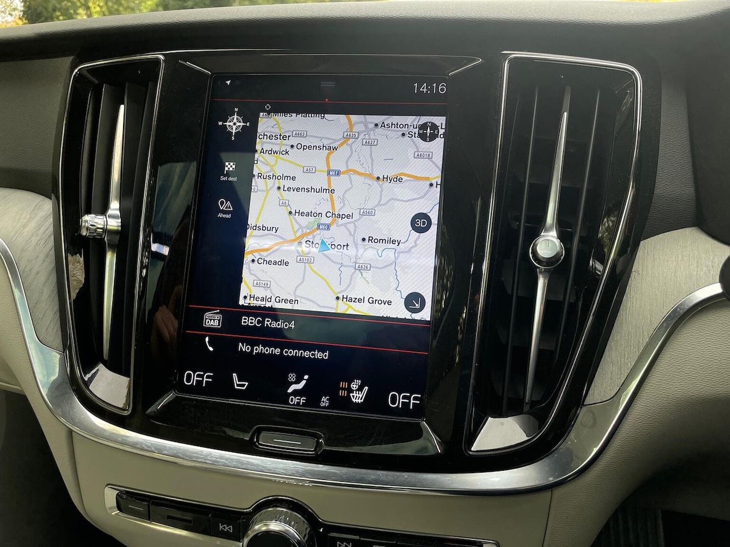 Used Volvo V60 2018 for sale - 76382645: Photo 24