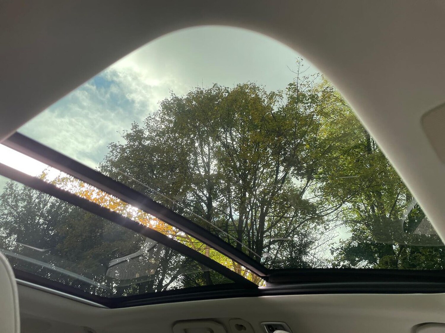 Used Volvo V60 2018 for sale - 76382645: Photo 32